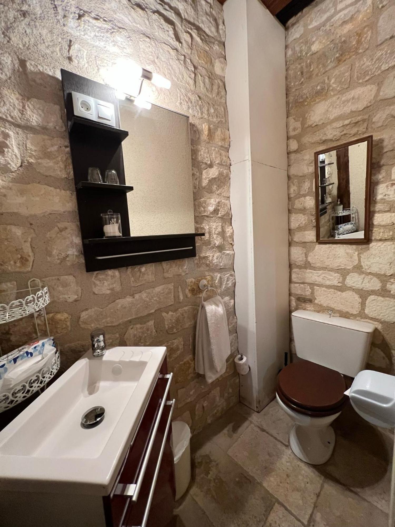 La Maison D'Alienor - Gites De Caractere A Chablis - 89 Bagian luar foto