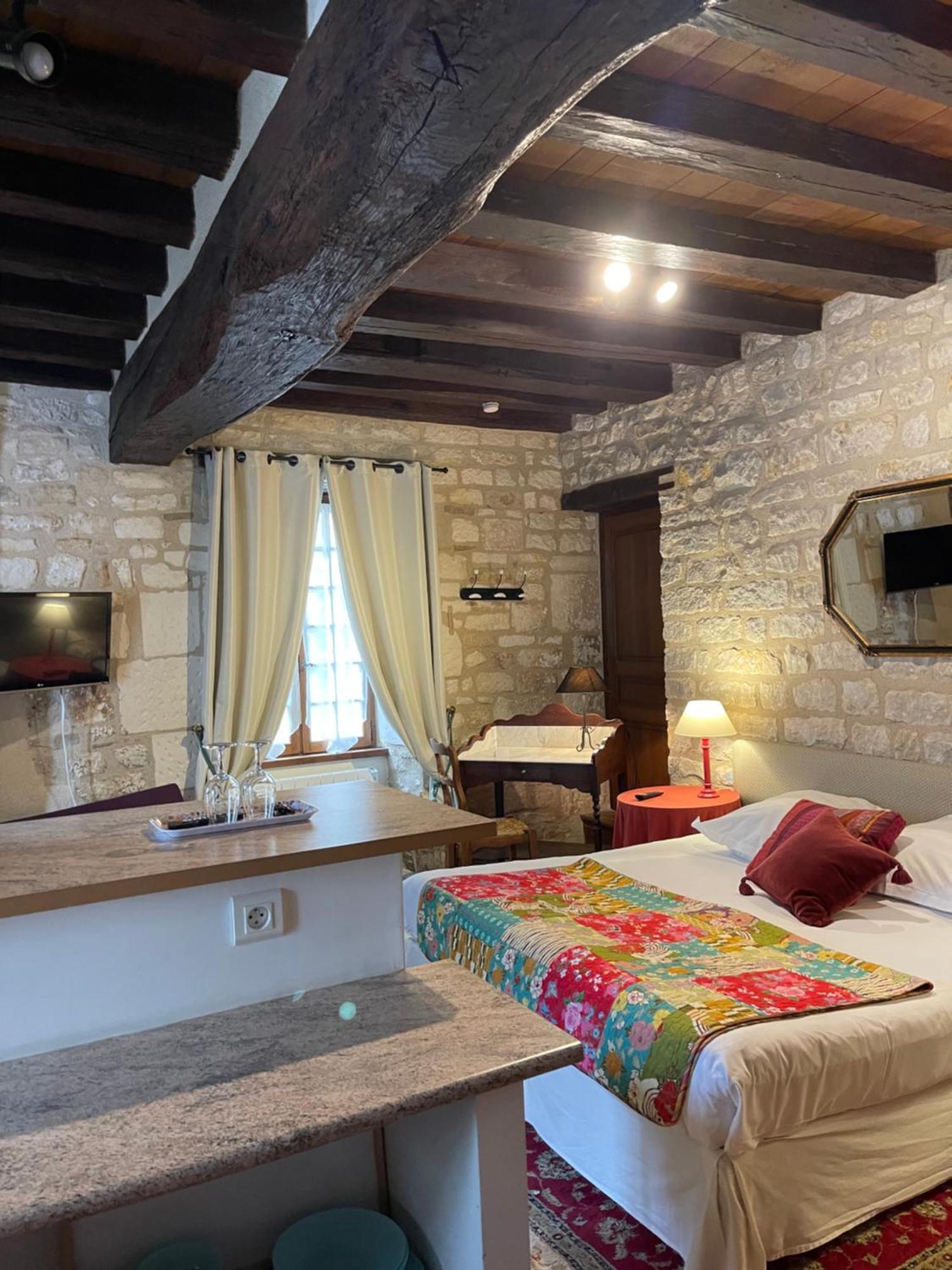La Maison D'Alienor - Gites De Caractere A Chablis - 89 Bagian luar foto