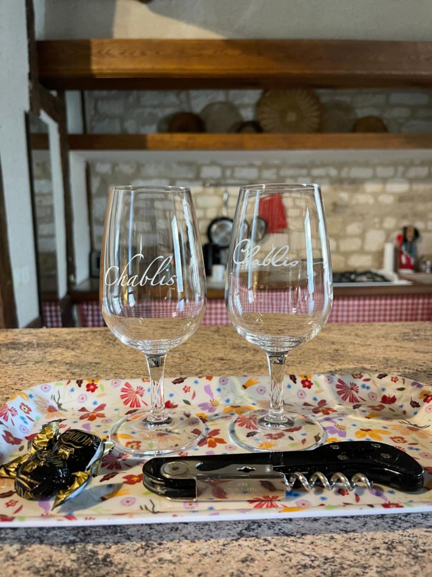 La Maison D'Alienor - Gites De Caractere A Chablis - 89 Bagian luar foto